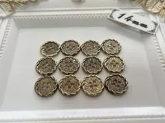 196.S アンティーク風　ゴールド　ボタン