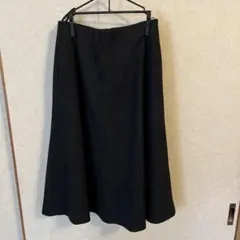 UNIQLO ダークグレー ハイウエストフレアスカート Mサイズ　新品未使用