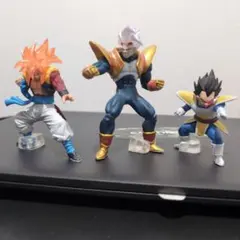 ドラゴンボール HGフィギュア04セミコンプ SS4ゴジータ 超ベビー ベジータ