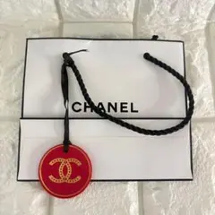 CHANEL 2026 夏限定 ダブルC チャーム 最新ノベルティ - メルカリ