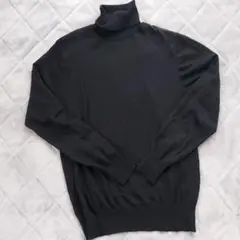 GU ブラック タートルネックセーターLサイズ