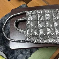 グレー キルティング ナイロンバッグ 中型