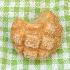 【未使用】ブローチ　メロンパン