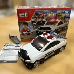 トミカ　ビッグに変形！デカパトロールカー