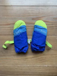 Item thumbnail for item 7adb2eb0-4975-40e1-beb9-d51cf35dacb2