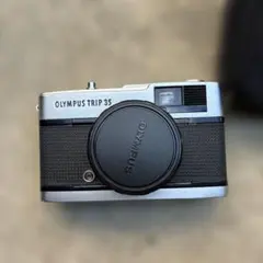 ☆☆赤ベロOK❕美品 完動品☆☆ OLYMPUS TRIP 35 赤ベロOK】OLYMPUS TRIP 35 Olympus Trip 35 - Red – JFR Film