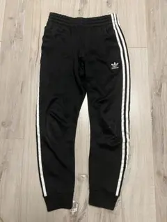 アディダスオリジナルス トラックパンツ