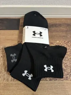 新品 アンダーアーマー　メンズ靴下　27㎝〜29㎝　大きいサイズ　黒ベース