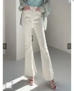 フリンジヘムセンターラインフレアパンツ