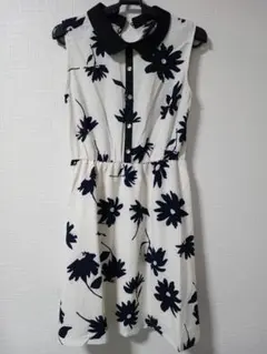 花柄ノースリーブミニワンピース Mサイズ