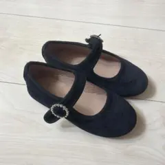 petit main　黒いビジュー付きフォーマルシューズ