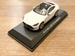 新品 1/43 iscale メルセデスAMG GT63 4マティック ホワイトのサムネイル