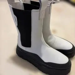 PUMA サイドゴア 厚底 MAYZE STACK CHELSEA ホワイト☆