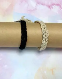 ブレスレット ミサンガ　2本セット　ハンドメイド（黒&ベージュ）