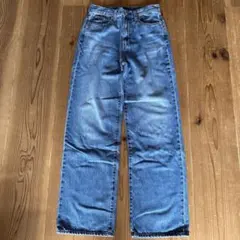 uniqloストレートジーンズ