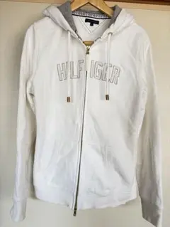 TOMMY HILFIGER レディースパーカー