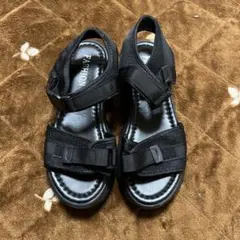 ブラック スポーツサンダル 調整可能　ヒール５センチ