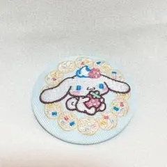サンリオ＊刺繍缶バッジ＊シナモン