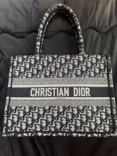 Christian Dior】半袖ニット スターロゴ ピンク - メルカリ