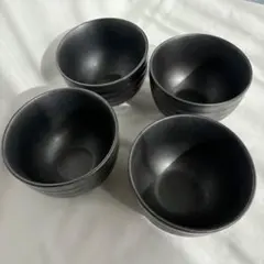 黒い陶器の丼 4個セット　どんぶり　丼鉢　どんぶり鉢　和風　オシャレ　トレンド