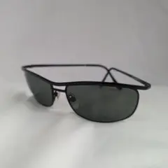 ブラックメタルスポーツサングラス