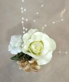 コサージュ