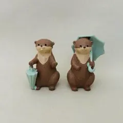 ナチュラルキッチン　カワウソ　傘持ち　傘差し　オブジェ　2点セット