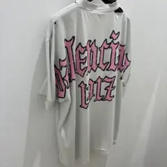 Balenciaga バレンシアガ　バックロゴ　ダメージ　teeのサムネイル