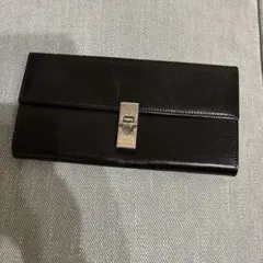 値下げ！GUCCI⭐︎ブラック 長財布 フラップ式