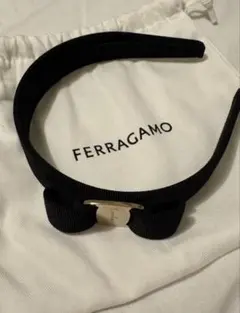 FERRAGAMO カチューシャ　ブラックリボンヘアバンド　巾着付きのサムネイル