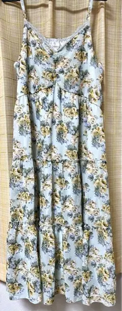 axes femme ワンピース　花柄