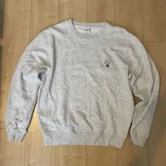 グレー スウェットシャツ 刺繍ロゴ