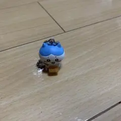 ちいかわ キーホルダー　ハチワレ
