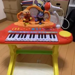 バンダイ　アンパンマン　ミュージックショーピアノ