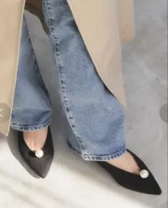 LE TALON ポインテッドパールモチーフフラット