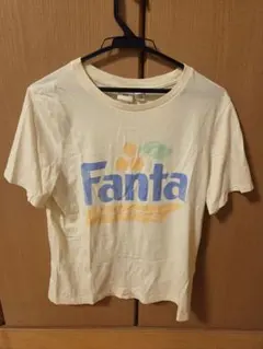 希少H&M×コカコーラ×ファンタ コラボTシャツ 企業ロゴ パステルイエローS