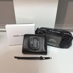 MARC JACOBS 2点セット 二つ折り財布 メイクポーチ