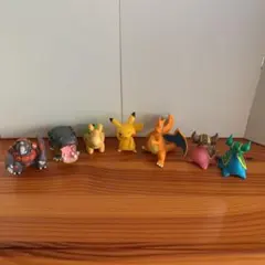 【非売品】吉野家×ポケモン　フィギュア　７体セット　ピカチュウ/リザードン等　P