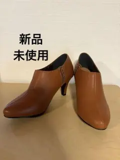 【新品・未使用品】ブーティ　ショートブーツ　レディース　22.5cm ブラウンのサムネイル