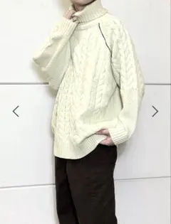 美品☆ケーブルタートルニットプルオーバー niko and アイボリー