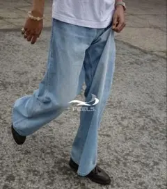 最安値FEELS STRAIGHT DENIM ICE BLUE 上杉柊平 2026年最新】FEELS. メンズ デニム・ジーンズの人気アイテム - メルカリ