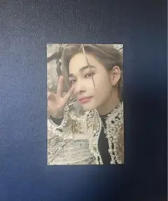 ニキ ユニバ トレカ