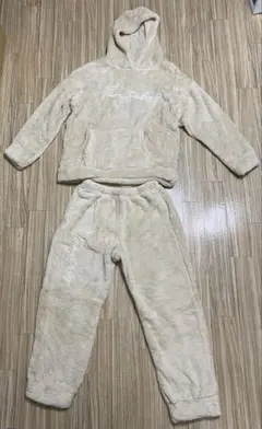 Fairytales フリースルームウェア セットアップ