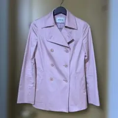ピンク ダブルブレスト トレンチコート
