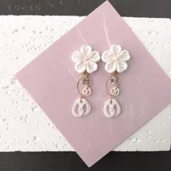 和三盆のような桜と水引の花びらのピアス・イヤリング　管理No.桜9
