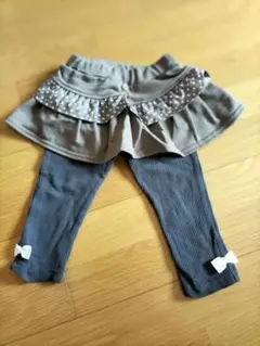 グレー フリル付きレギンス 80サイズ