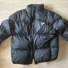 Nike ブラック ダウンジャケット
