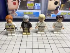 スターウォーズ！ミニフィギュア4体セット スター・ウォーズ ミニフィギュアセット - メルカリ