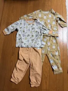 ユニクロパジャマ 90cm 2点セット