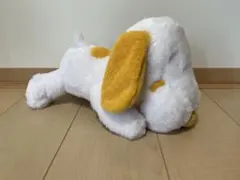 スヌーピー　寝そべりぬいぐるみ　イエロー